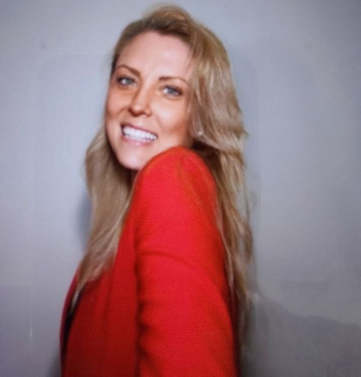 Linda from Paragon Property O.E. in Athens
